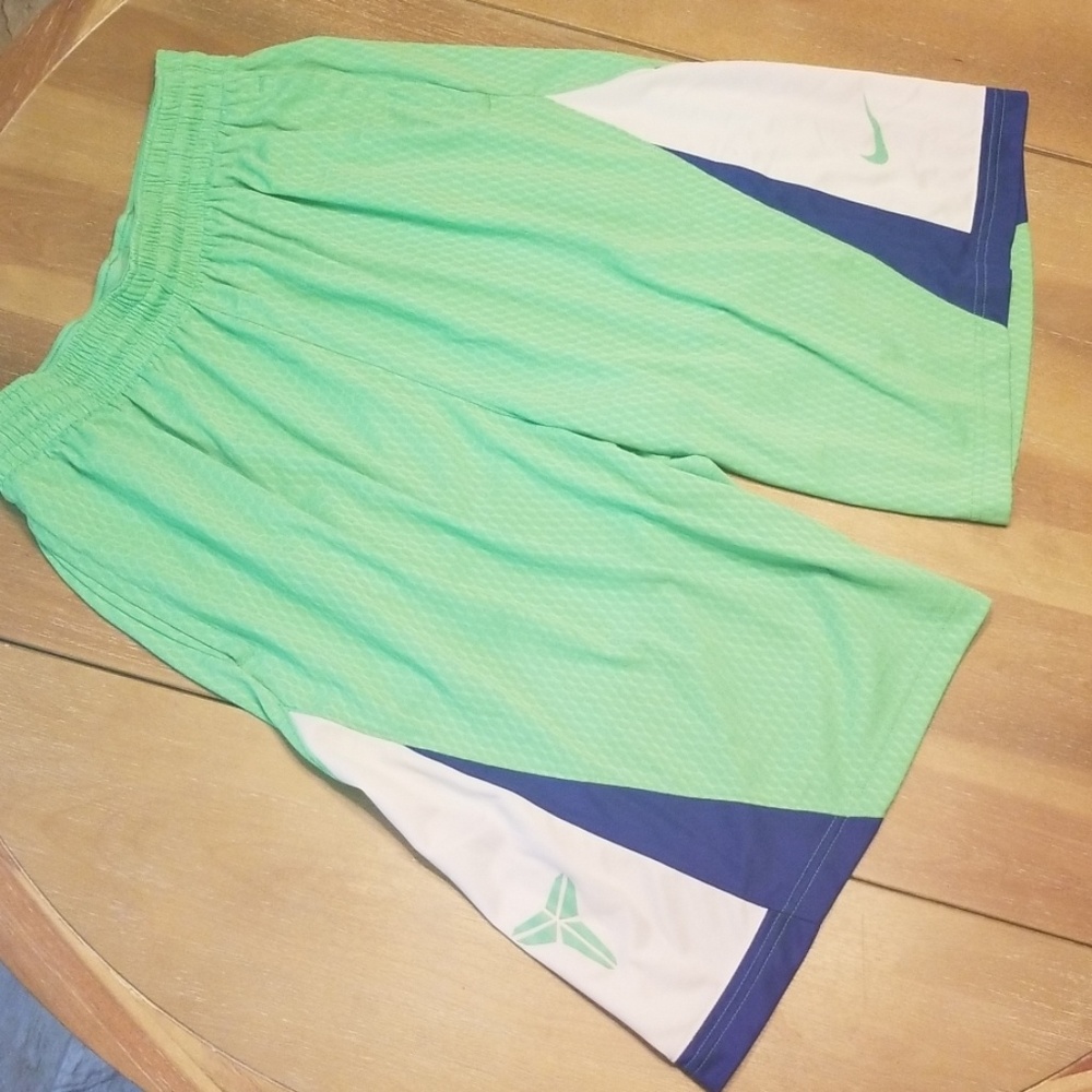 Nike Kobe Men's Basketball Shorts, Size L